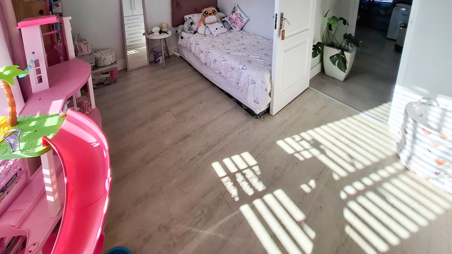 3 Bedroom Property for Sale in Langeberg Heights Western Cape